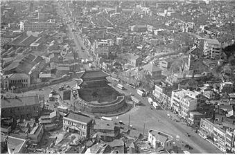 Seoul (South Korea): reconstruction of a Seventies-style